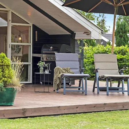 Holiday home Ha256-hals-nordvestvej-19 Hals